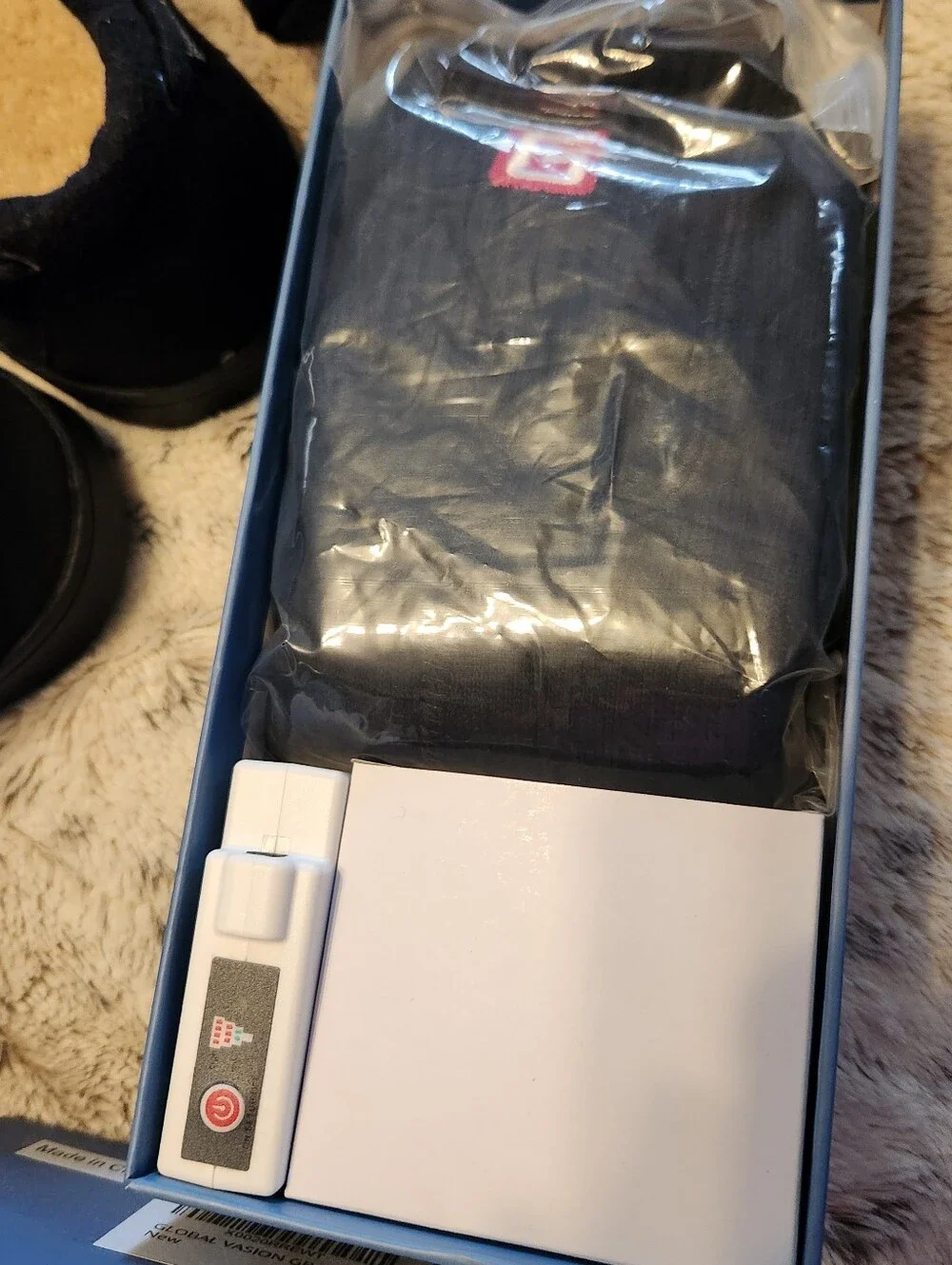 Global Vasion Heated Socks. Size Large-Unisex - Black